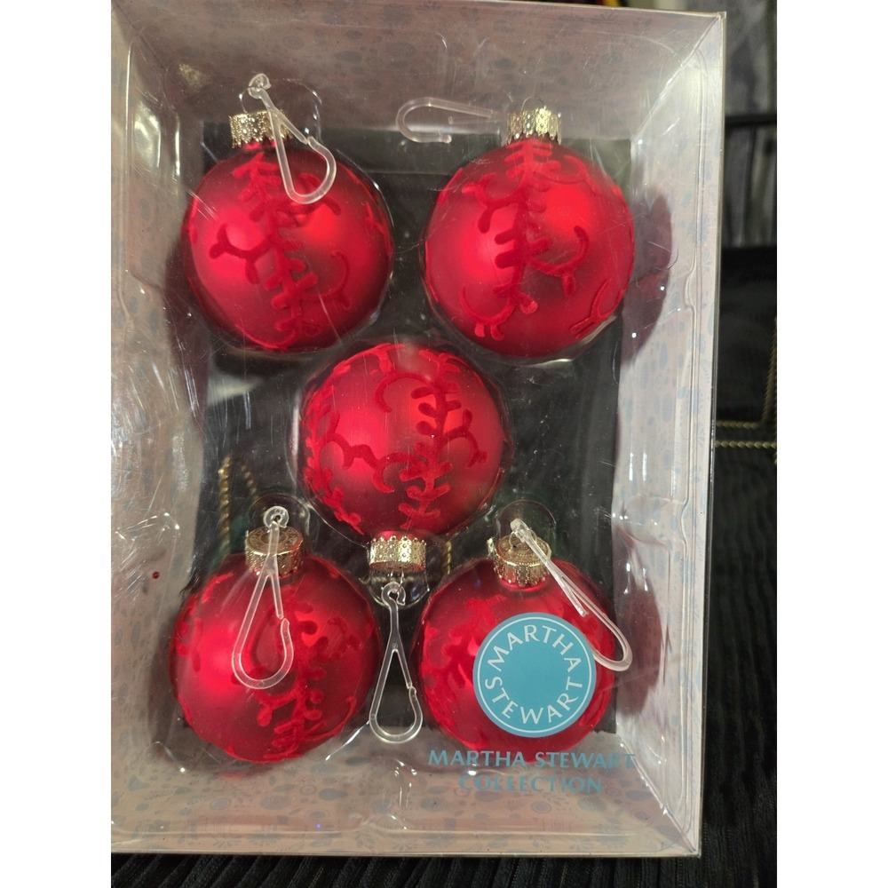 Martha Stewart Collection 5 Glass Ornaments 2.6" Red W/Felt Design New Old Stock